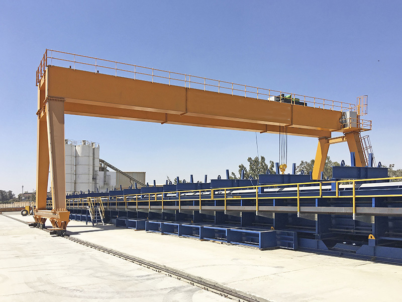 歐標門式起重機